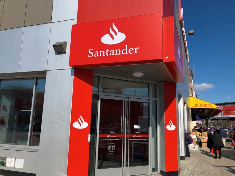 awaria-w-santander-bank:-uzytkownicy-zglaszaja-brak-dostepu-do-konta-i-trudnosci-z-przelewami