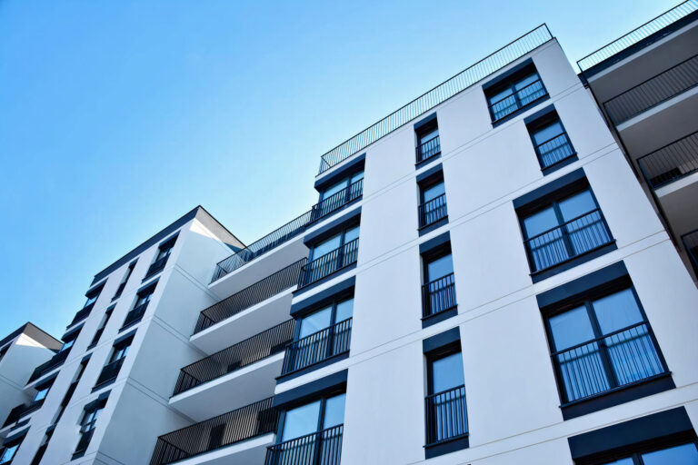 Czynsz w górę o 500 zł od stycznia. Automatyczny przelew zablokuje Ci kredyt. Mieszkanie