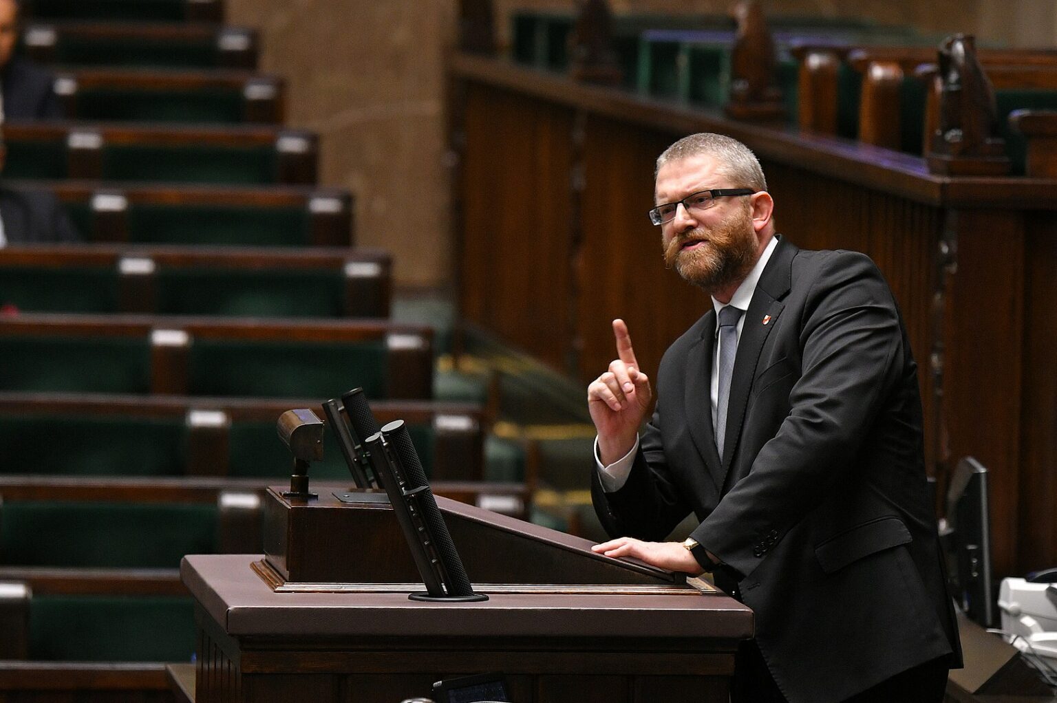 1623px Grzegorz Braun Sejm IX 1. posiedzenie dzien czwarty