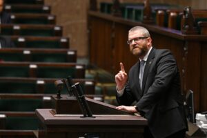 1623px Grzegorz Braun Sejm IX 1. posiedzenie dzien czwarty