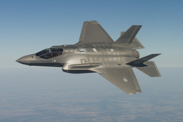 Testflyging av forste norske F 35 22492943335 14 scaled 1