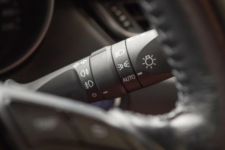 swiatla przeciwmglowe wysoki mandat