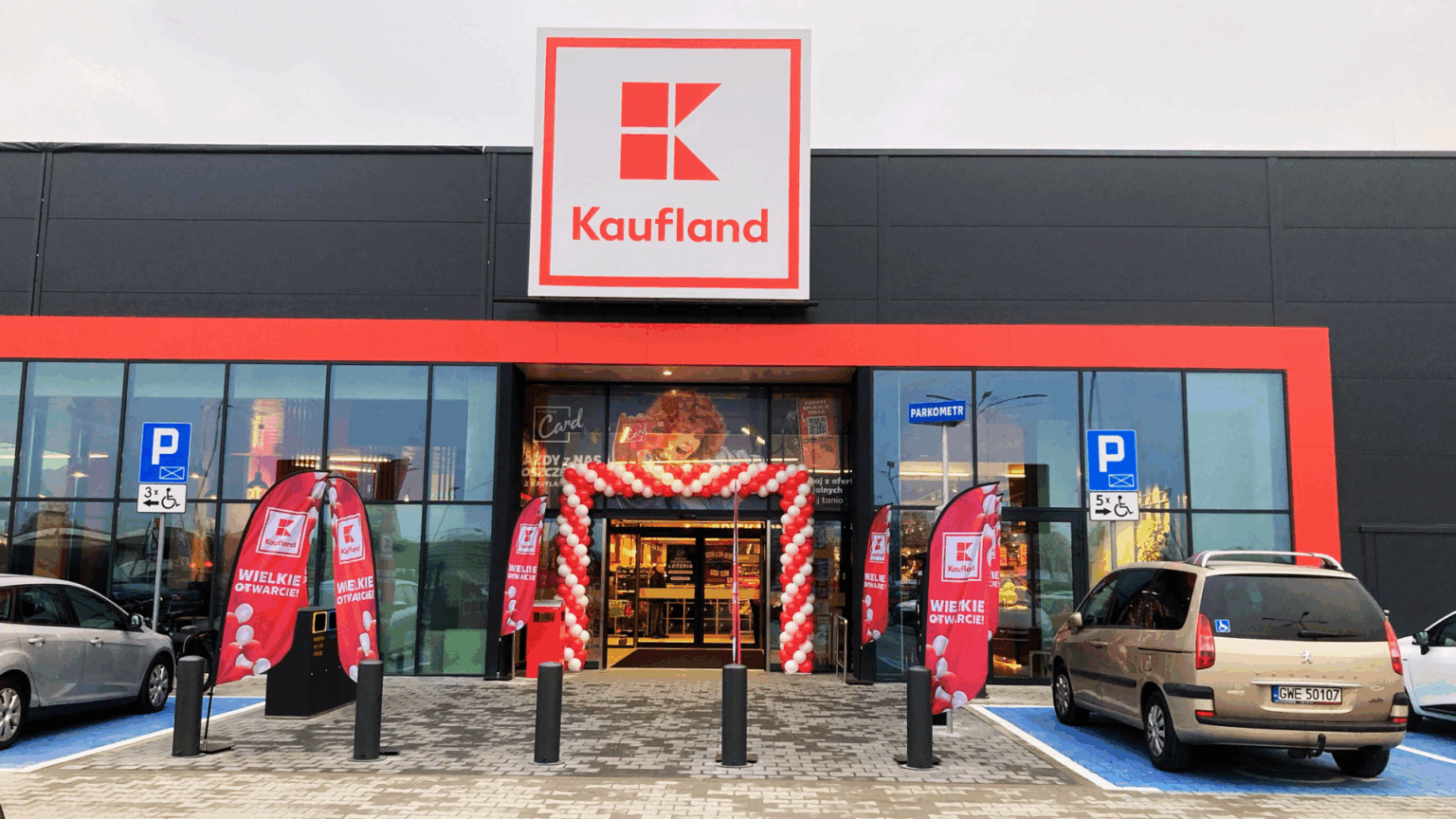 kaufland w rumii 99199