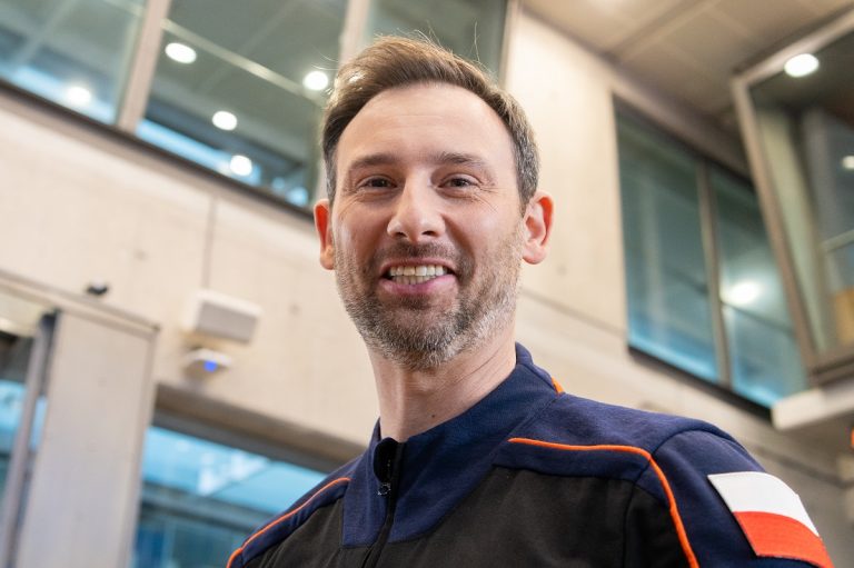 Polski astronauta z misją życia. Wiosną 2026 na świat przyjdzie „nowy członek załogi” slawosz